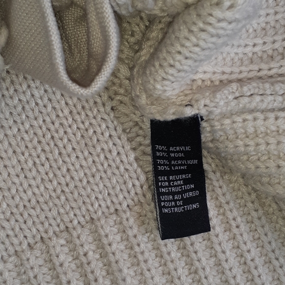 Chalet-style knit cardigan - Picture 5 of 11